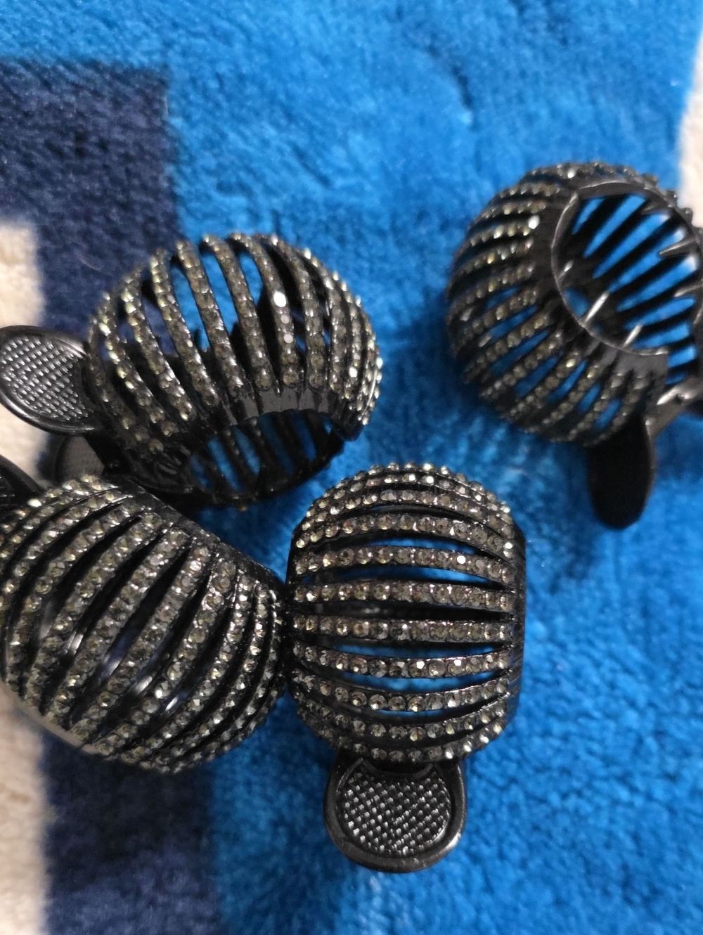 Women’s Black Rhinestone Hair Claw Clips - Sparkle Accent
